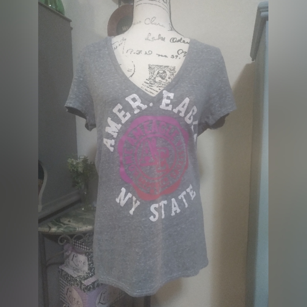 American Eagle t-shirt Women's sz XL